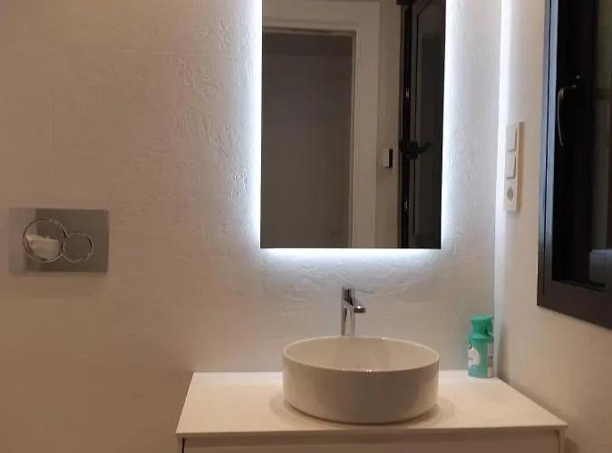 Casa *
